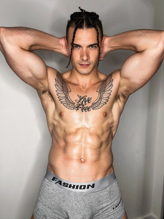 Onlyowengrey (@onlyowengrey), OnlyFans creator