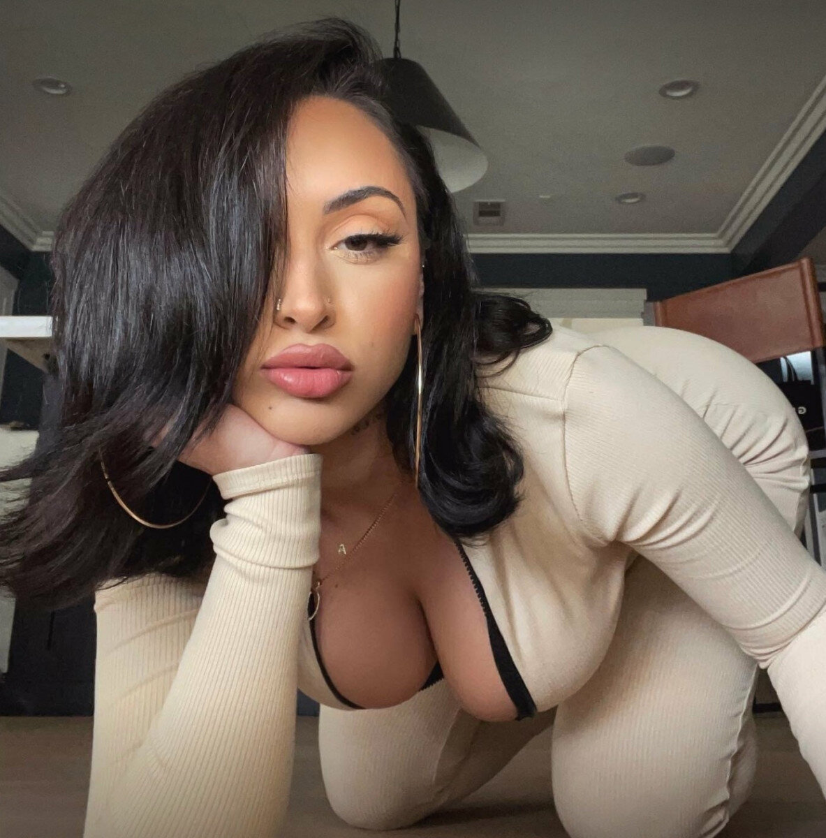 Onlysahlt (@onlysahlt), OnlyFans creator