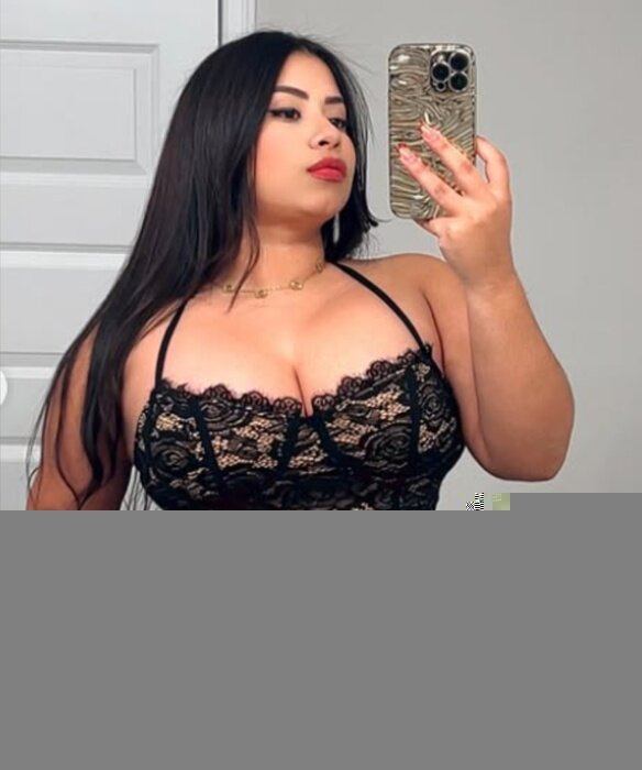 Orianadenovan1 (@orianadenovan1), OnlyFans creator