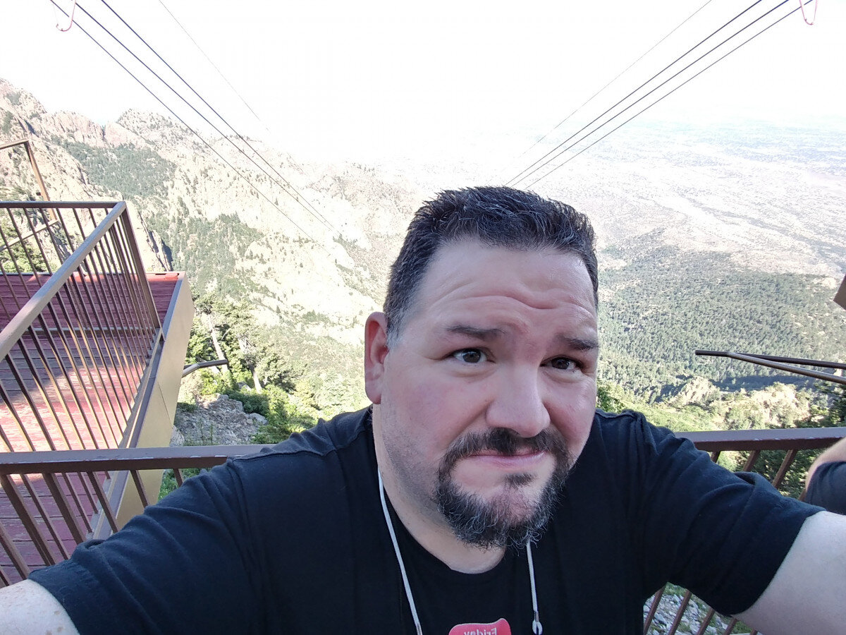 Outsdr (@outsdr), OnlyFans creator