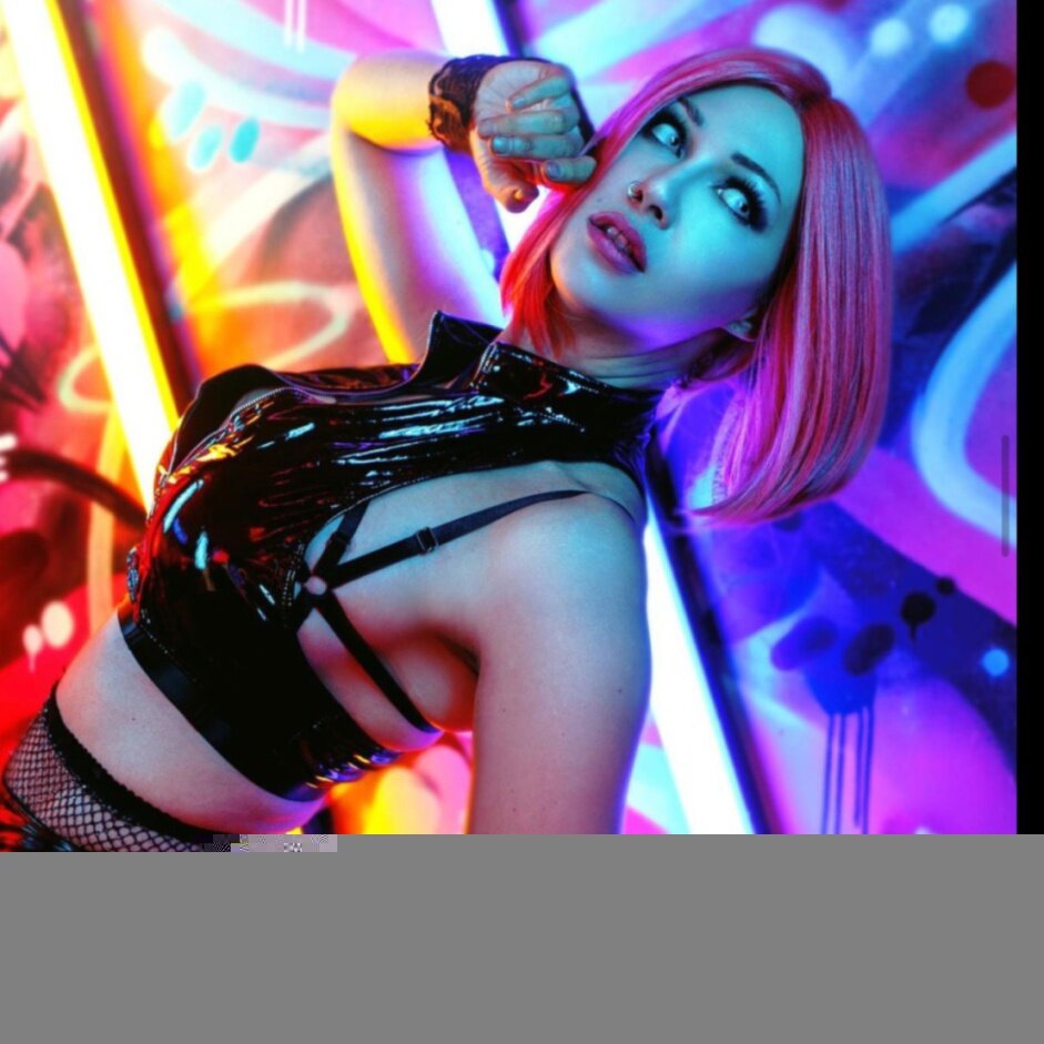 Overlairbeefree (@overlairbeefree), OnlyFans creator