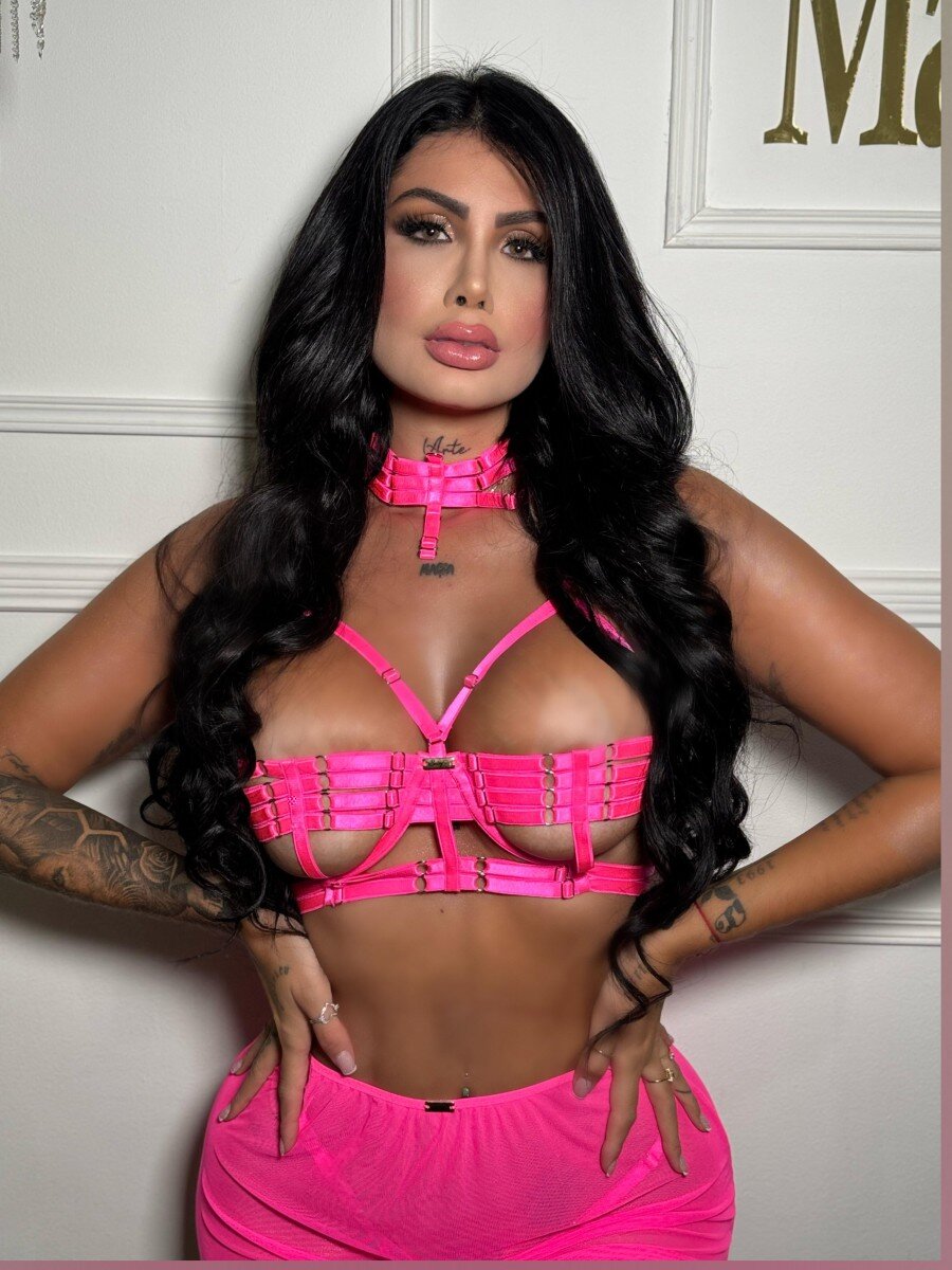 Paolavegaoficial (@paolavegaoficial), OnlyFans creator