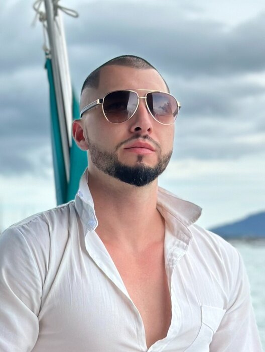 Papaparadoxxx (@papaparadoxxx), OnlyFans creator