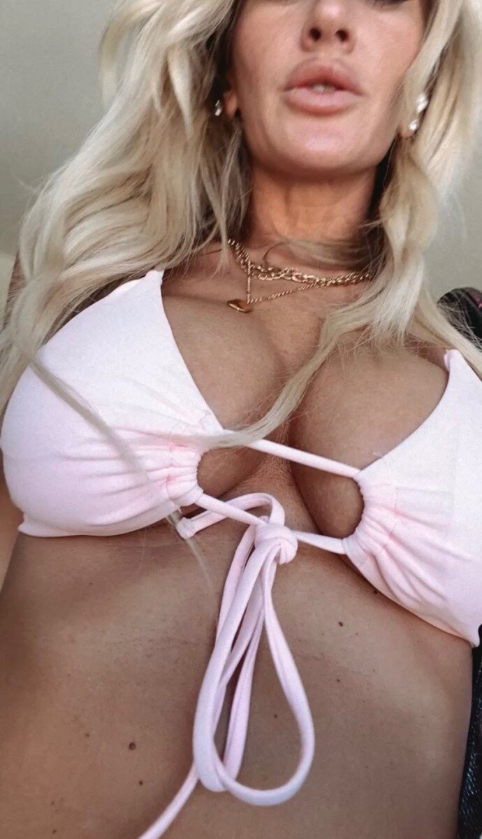 Paris3706 (@paris3706), OnlyFans creator