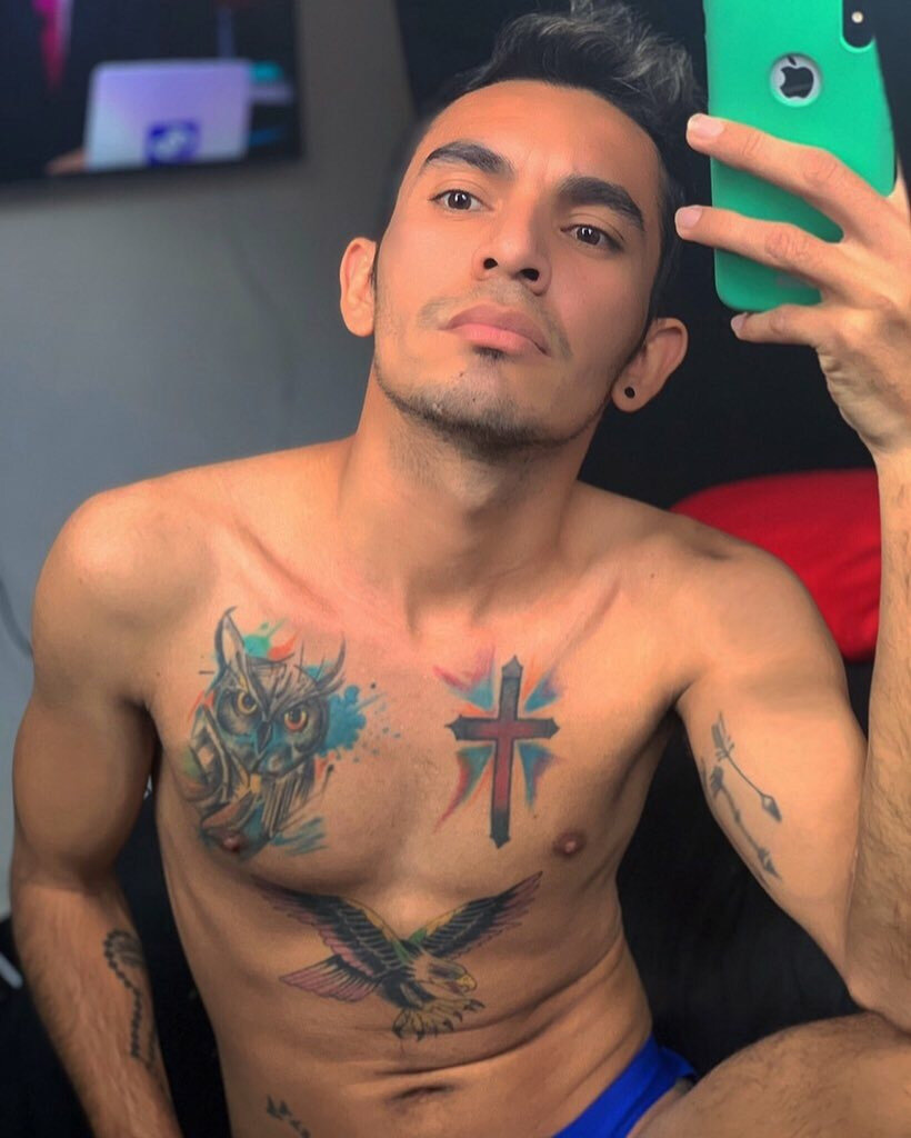 Pasivovaronil93 (@pasivovaronil93), OnlyFans creator