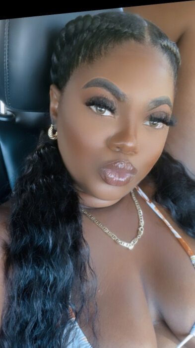 Passionluxx (@passionluxx), OnlyFans creator