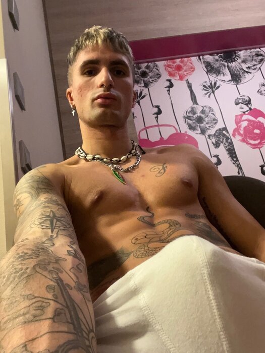 Pauljakons (@pauljakons), OnlyFans creator