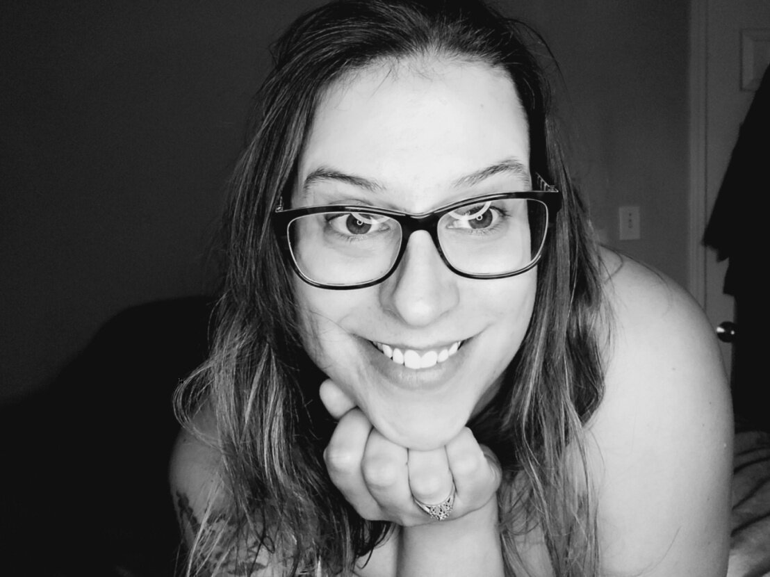 Peabodyswife627 (@peabodyswife627), OnlyFans creator