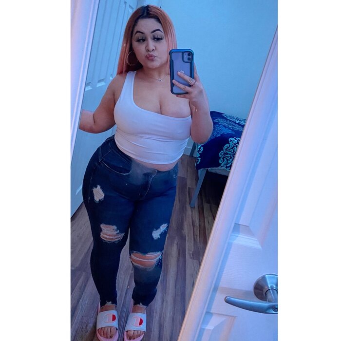 Peachessbby (@peachess_bby), OnlyFans creator