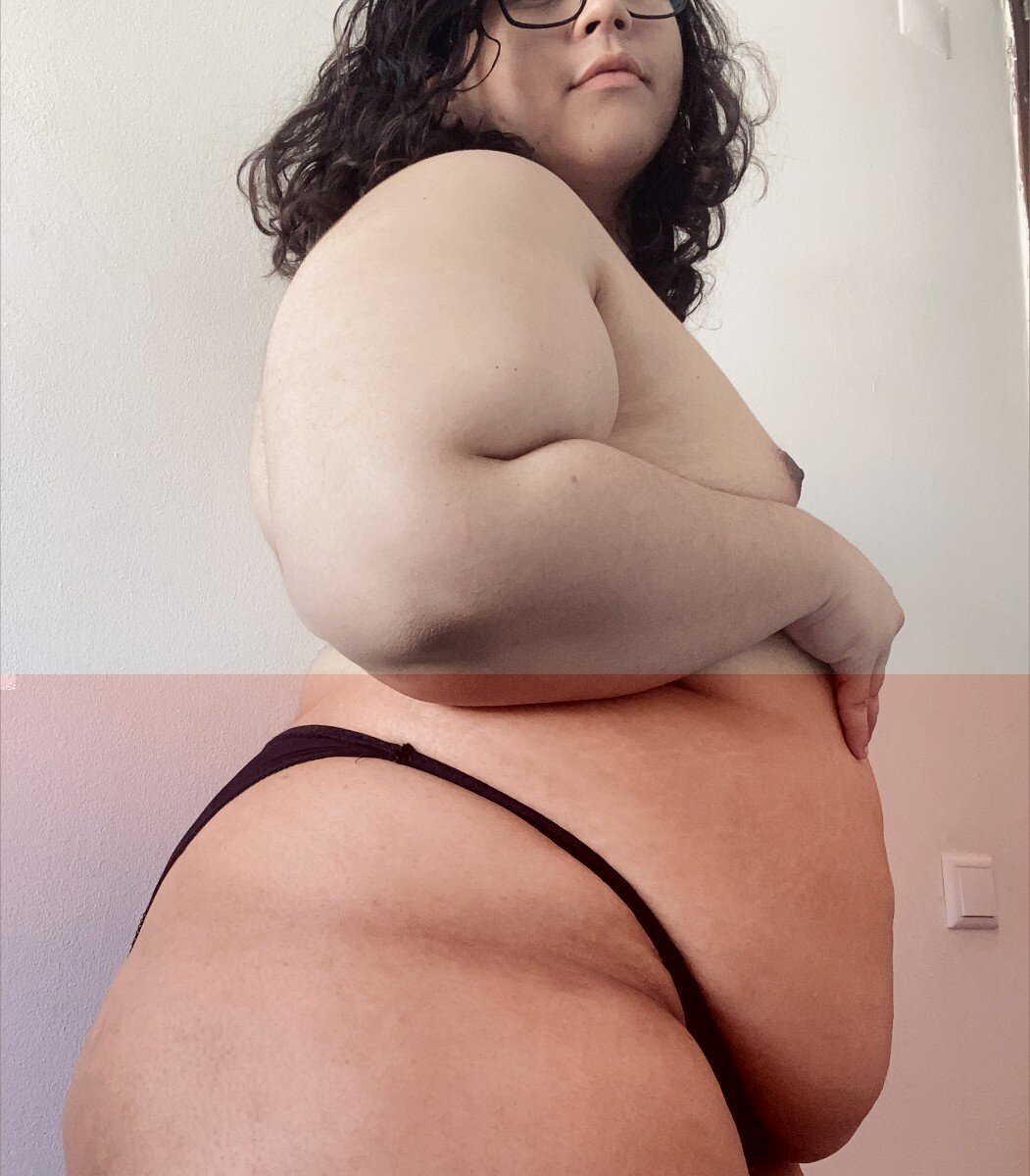 Peachypup (@peachypup_), OnlyFans creator