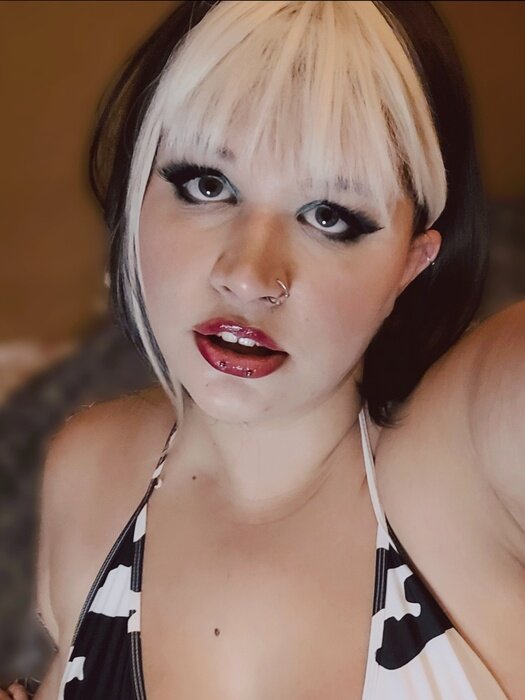 Peaksygore (@peaksy_gore), OnlyFans creator