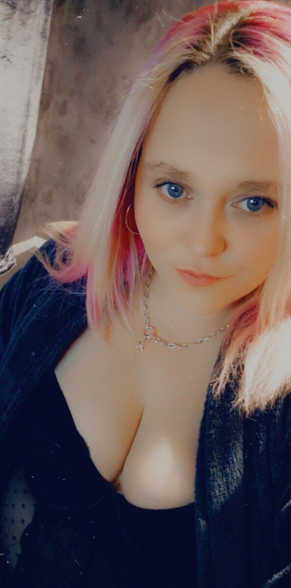 Pegginglove (@pegginglove), OnlyFans creator