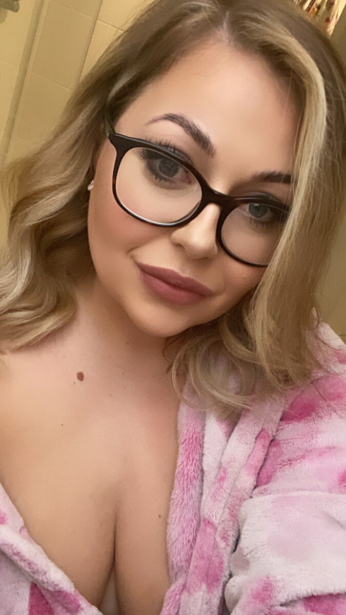 Pennybunny69 (@pennybunny69), OnlyFans creator