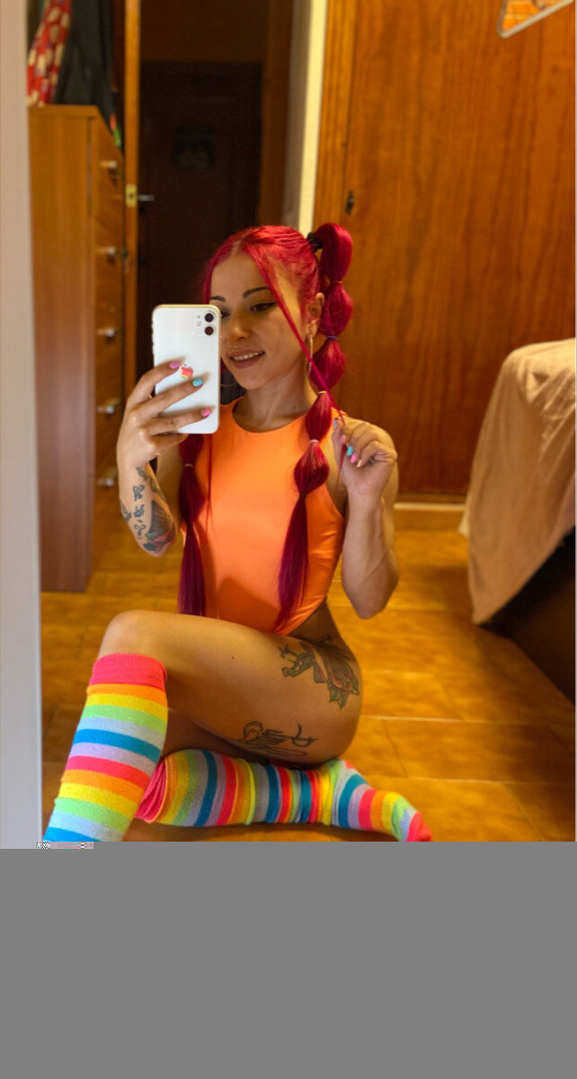 Pequepink17 (@pequepink17), OnlyFans creator