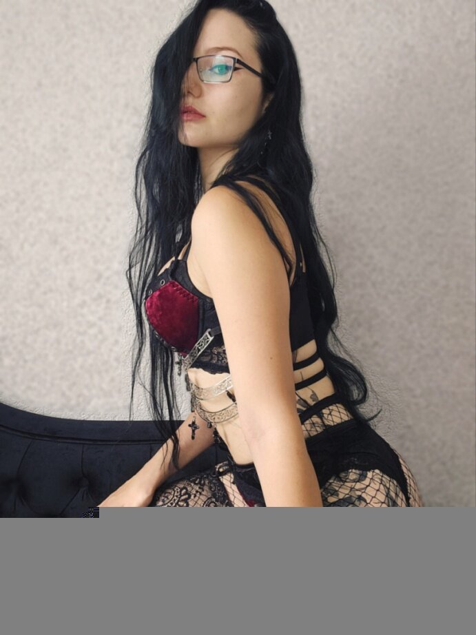 Persephone99 (@persephone-99), OnlyFans creator