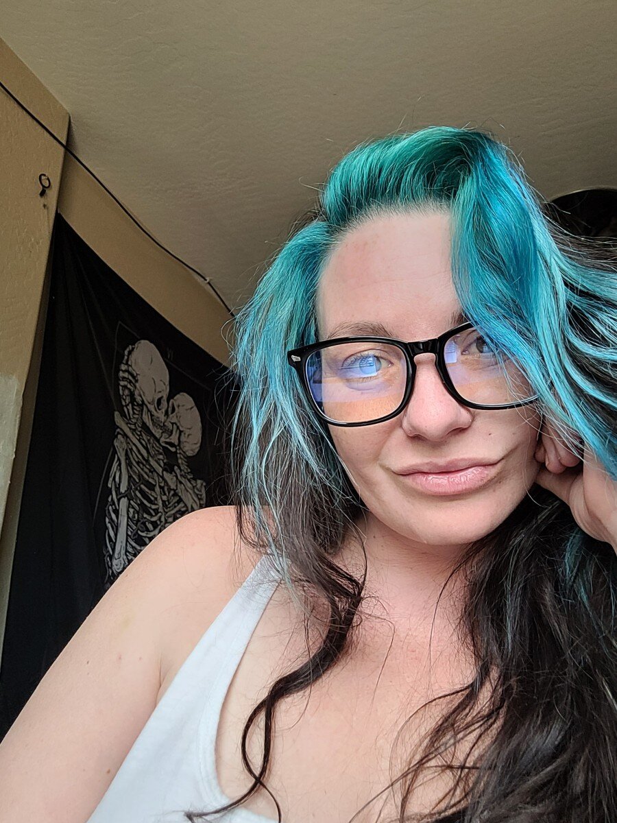 Persephone8592 (@persephone8592), OnlyFans creator