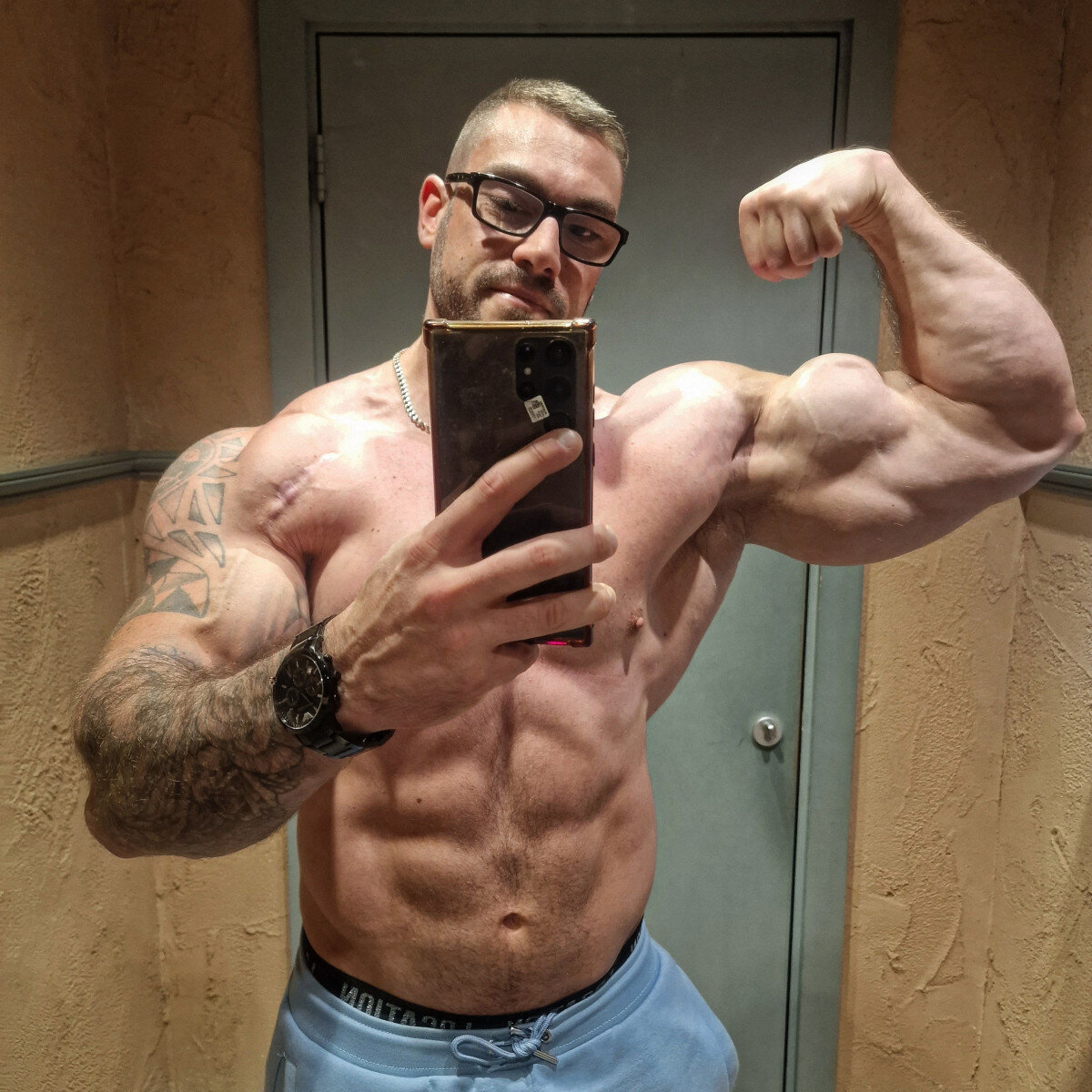 Peteyg90 (@peteyg90), OnlyFans creator