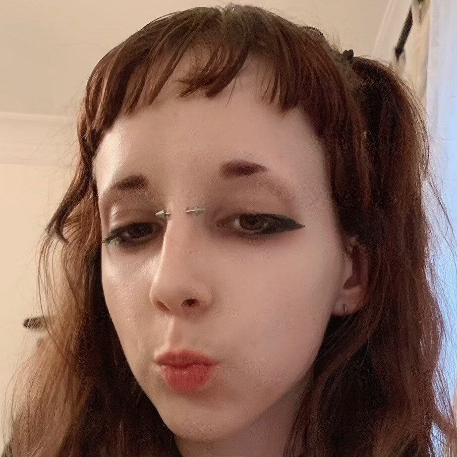 Petitfayette (@petitfayette), OnlyFans creator
