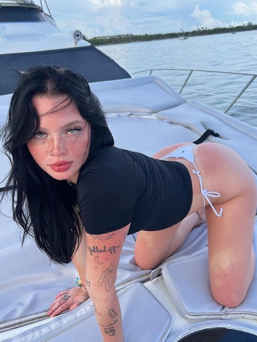 Peyton (@peybabee), OnlyFans creator