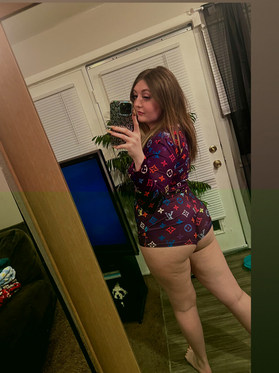 Phatpussyprincess564 (@phatpussyprincess564), OnlyFans creator