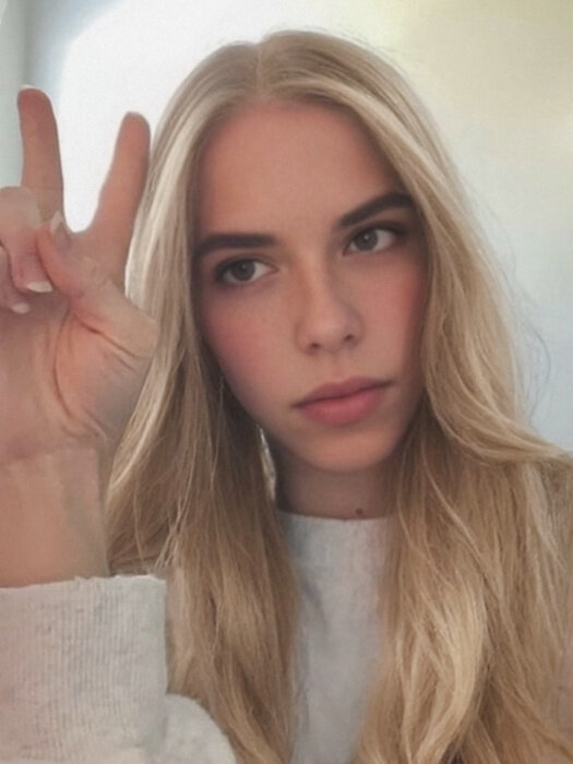 Phoebebanksxxx (@phoebebanksxxx), OnlyFans creator