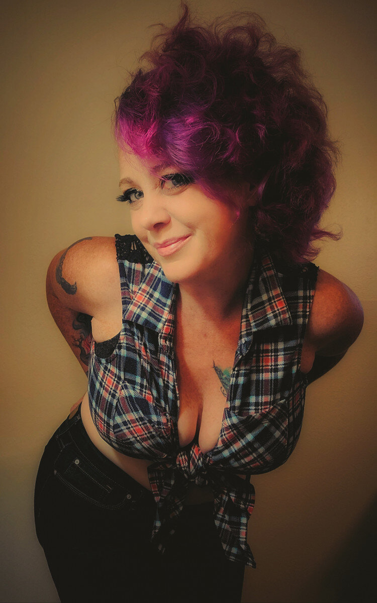 Phoenixtale888 (@phoenixtale888), OnlyFans creator