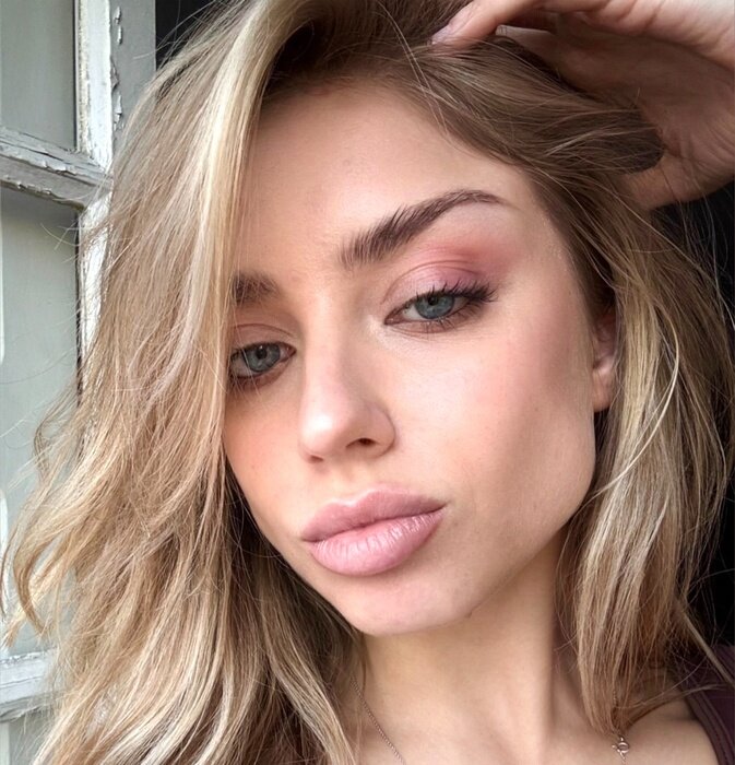 Piccolalissa (@piccola.lissa), OnlyFans creator