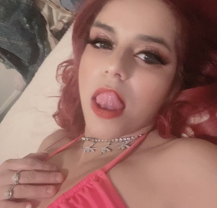 Pinkbunniri (@pinkbunniri), OnlyFans creator