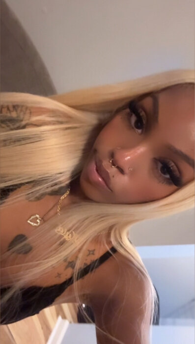 Pinkdraxoo (@pinkdraxoo), OnlyFans creator