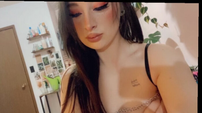 Pinkiexbabes (@pinkiexbabes), OnlyFans creator