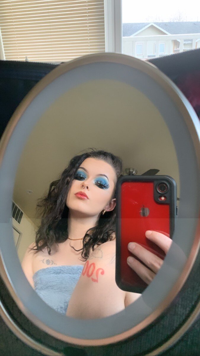 Pinkpantherbaby21 (@pinkpantherbaby21), OnlyFans creator