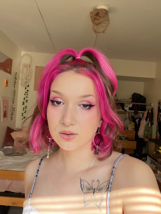 Pinkr0se123 (@pinkr0se123), OnlyFans creator