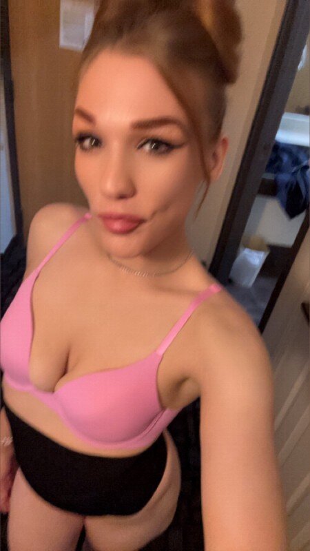 Pinky2023 (@pinky2023), OnlyFans creator