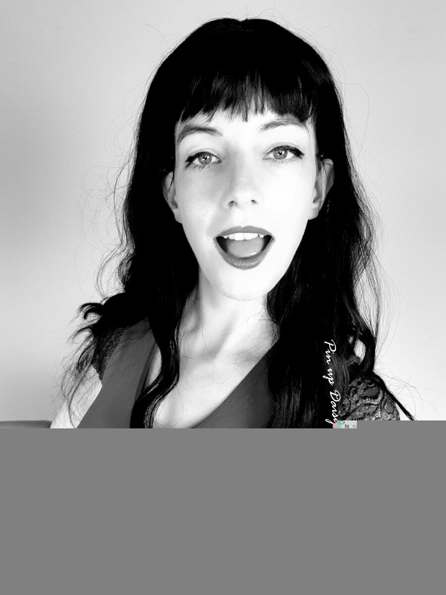 Daisy (@pinupdaisy), OnlyFans creator
