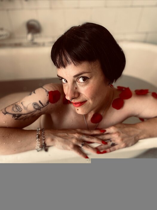 Pinupfex (@pinupfex), OnlyFans creator