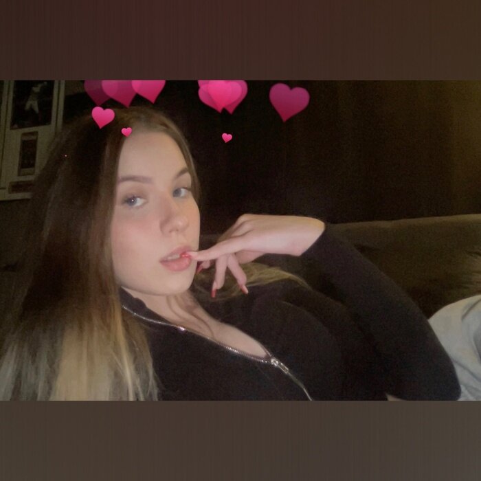 Piperrbailey (@piperrbailey), OnlyFans creator
