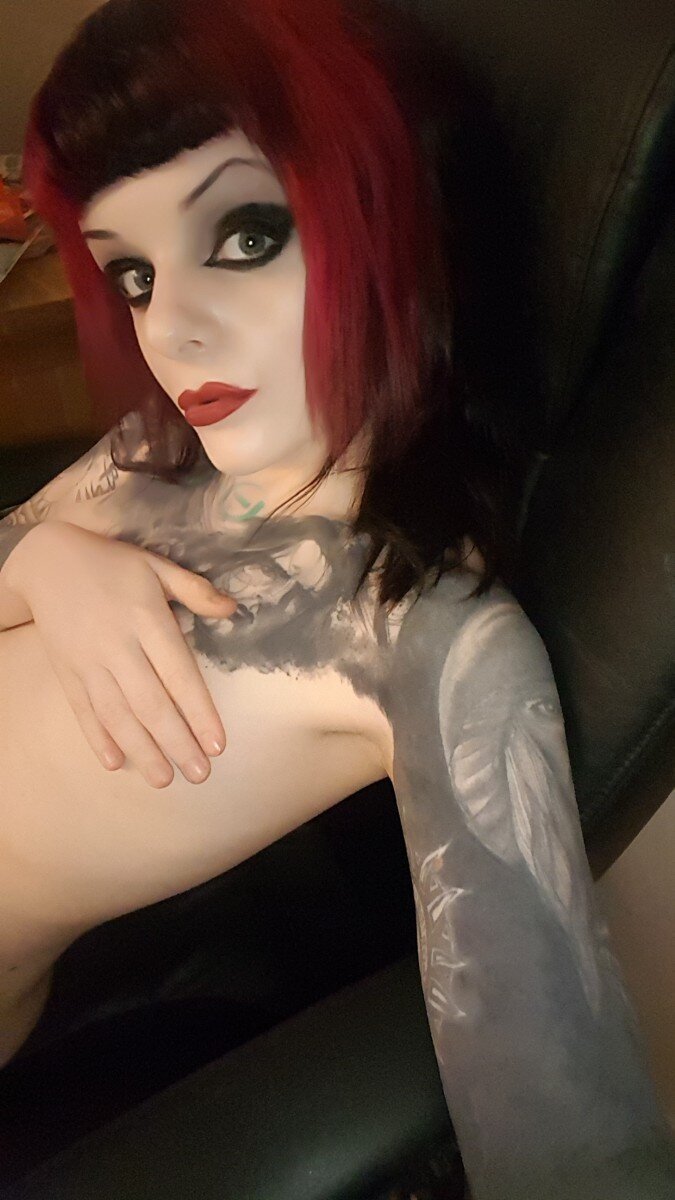 Pixxigrrl (@pixxigrrl), OnlyFans creator
