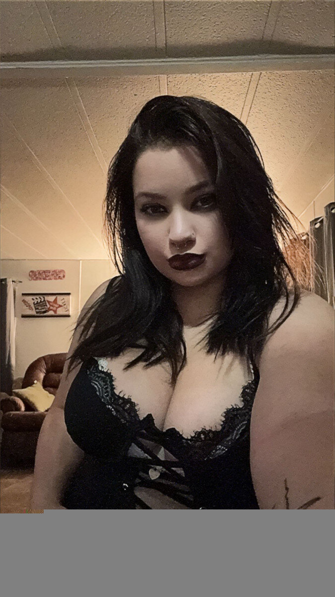 Playwithrose8 (@playwithrose8), OnlyFans creator
