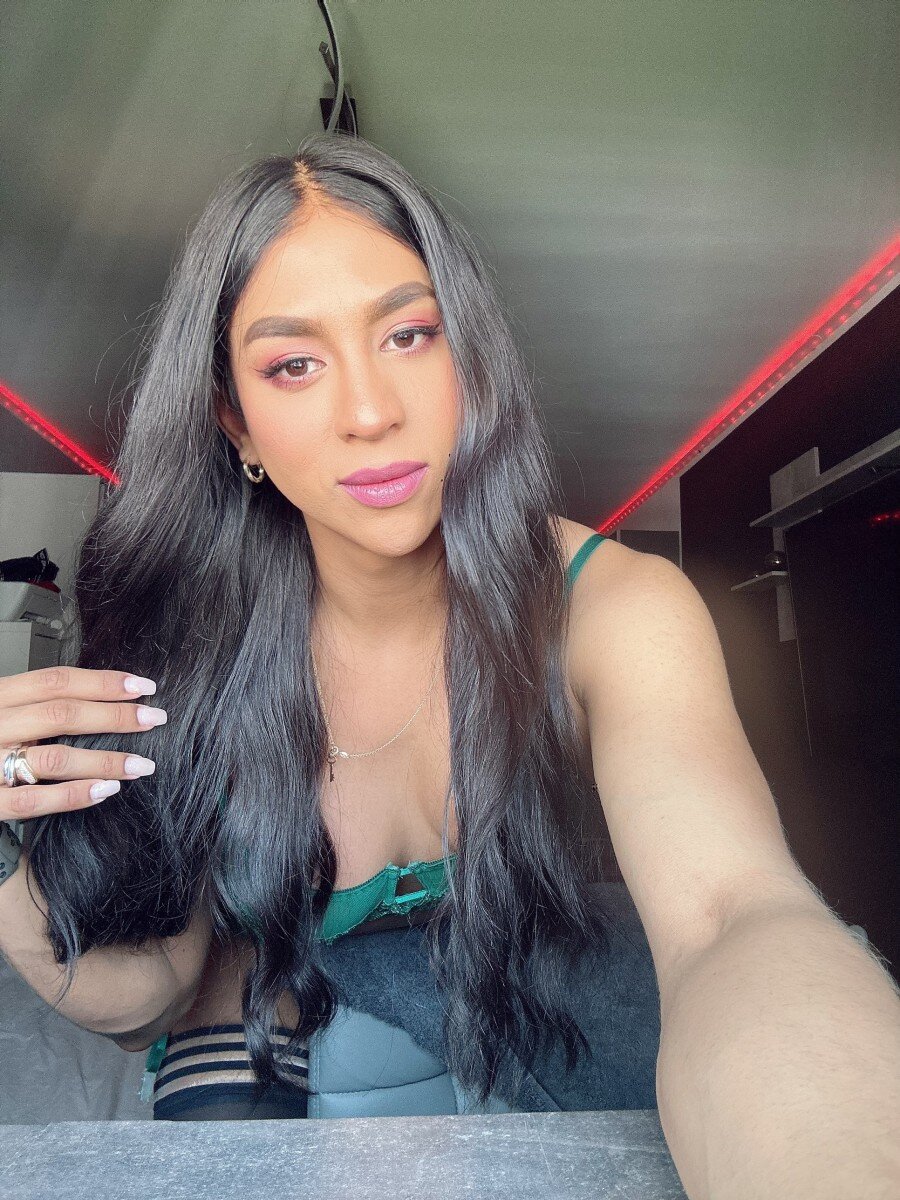 Pocahontas24real (@pocahontas24real), OnlyFans creator