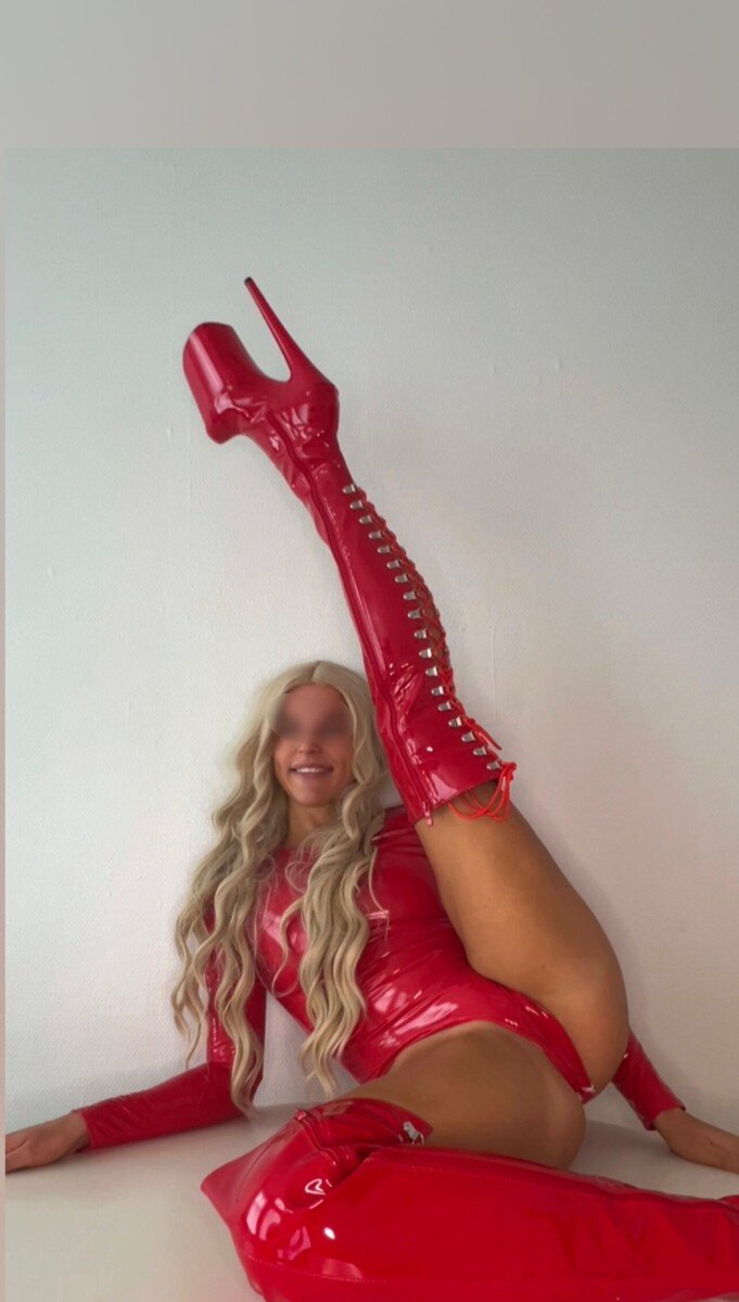 Poledance1 (@poledance1), OnlyFans creator