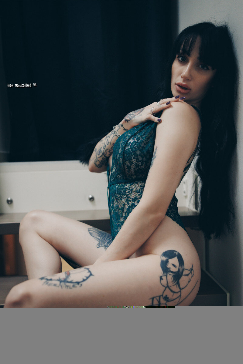Polly (@pollyredmodel), OnlyFans creator