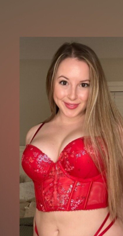 Porcelainpiggiesff (@porcelainpiggiesff), OnlyFans creator