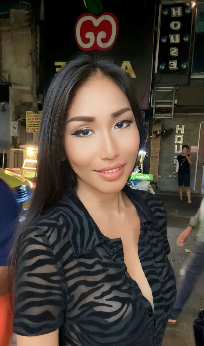 Poupeethai (@poupeethai), OnlyFans creator