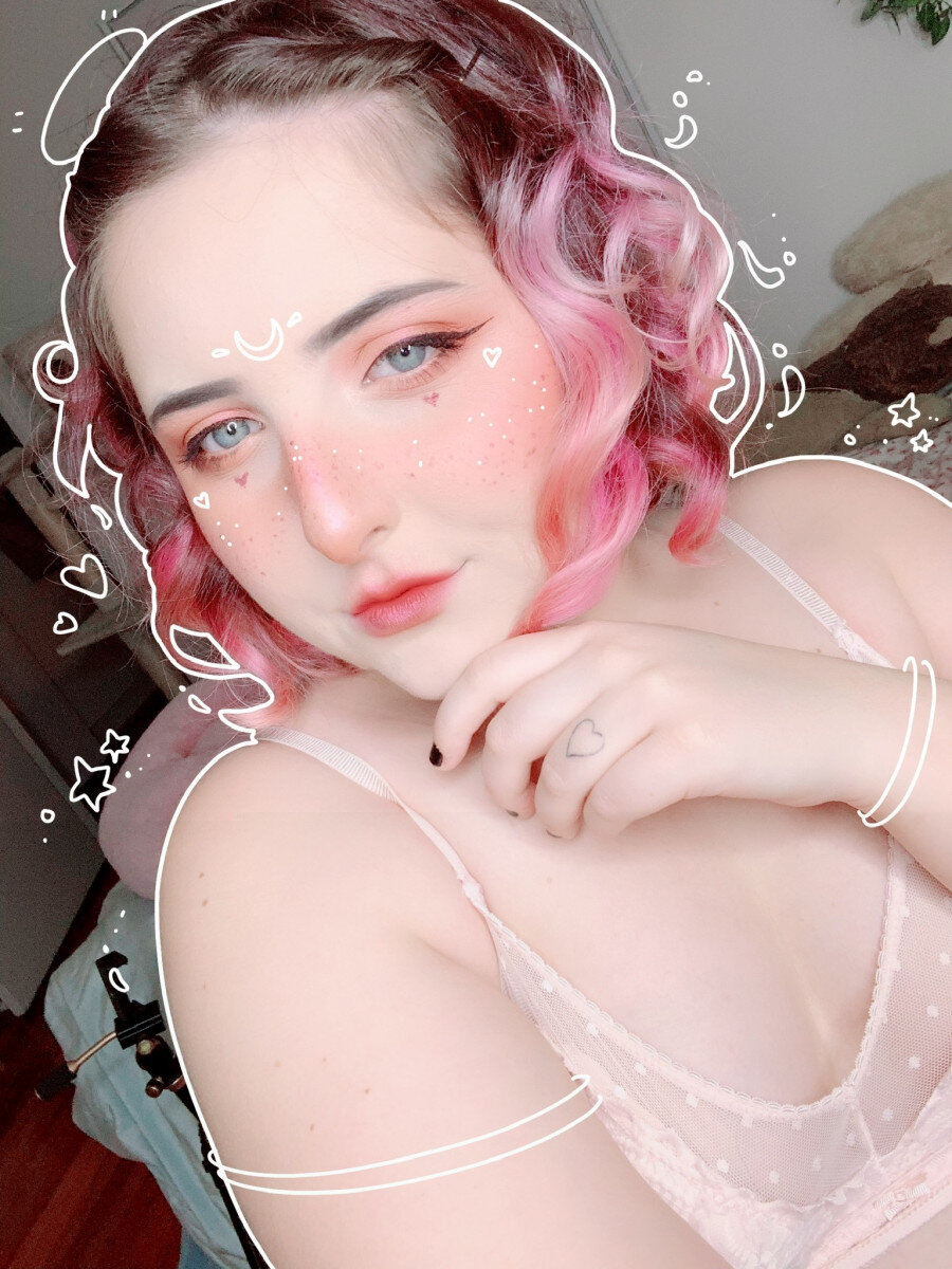 Preciovsprincesss (@preciovsprincesss), OnlyFans creator