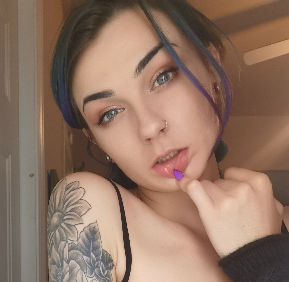 Premiumprettylittlepurrr (@premiumprettylittlepurrr), OnlyFans creator