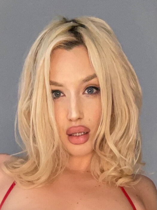Presleyfox (@presleyfox), OnlyFans creator