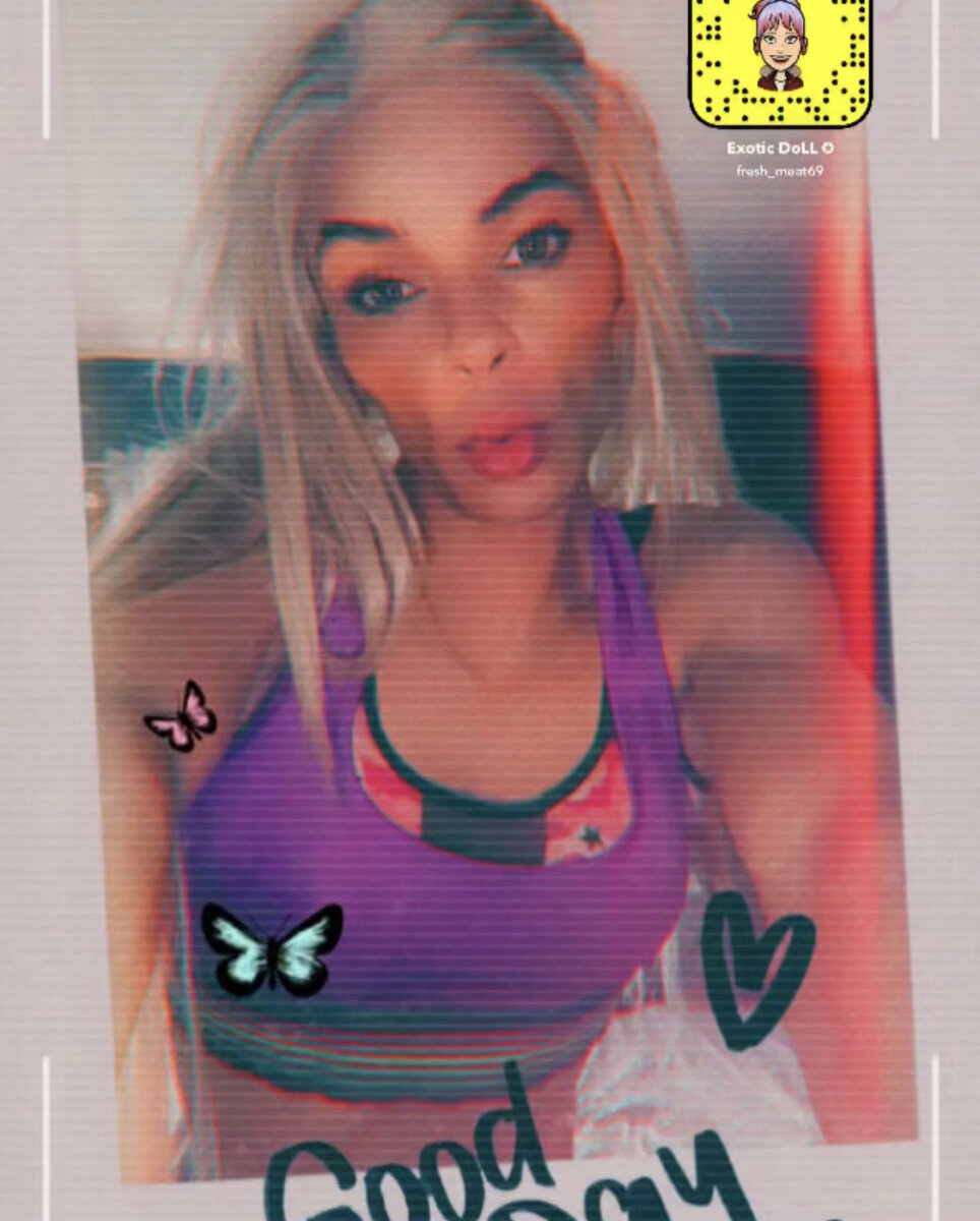 Prettylillady (@pretty_lil_lady), OnlyFans creator