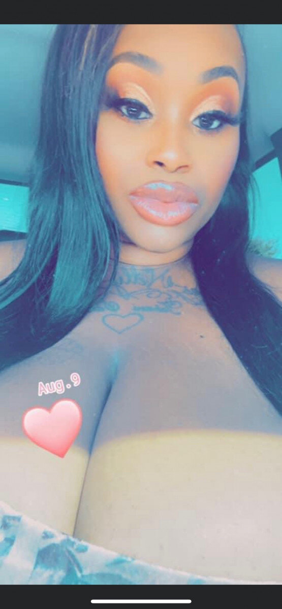 Prettyasspai (@prettyasspai), OnlyFans creator