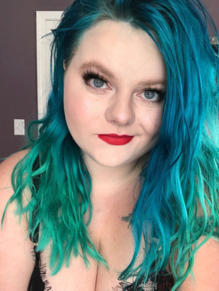 Prettyatmidnight (@prettyatmidnight), OnlyFans creator