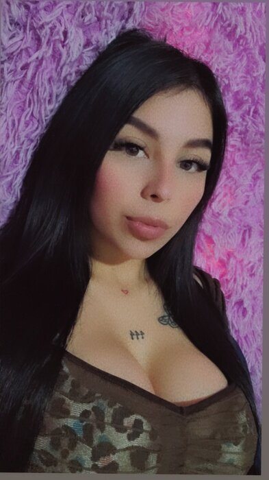 Prettybaby1510 (@prettybaby1510), OnlyFans creator
